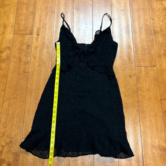 Storia Babydoll Black Dress Lined Sz M Eyelet Spaghetti Strap Cutouts Flirty Y2K - Picture 12 of 13